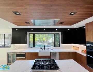 House R Us Kitchen